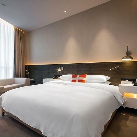 Swisstouches Guangzhou Hotel Residences Экстерьер фото