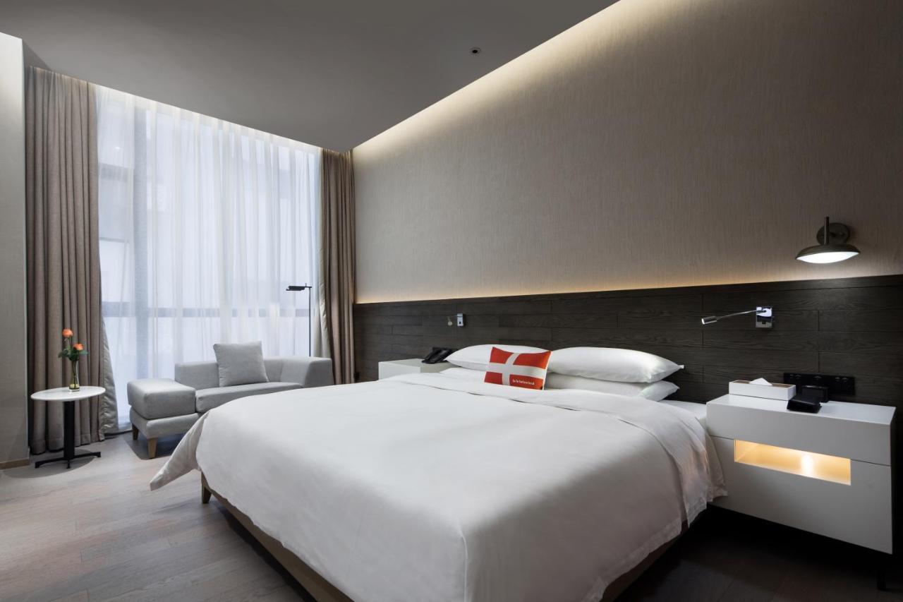 Swisstouches Guangzhou Hotel Residences Экстерьер фото